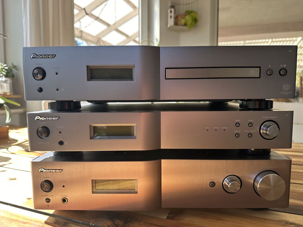 Zestaw Pioneer A-a6J, P-D6, F-F3 J
