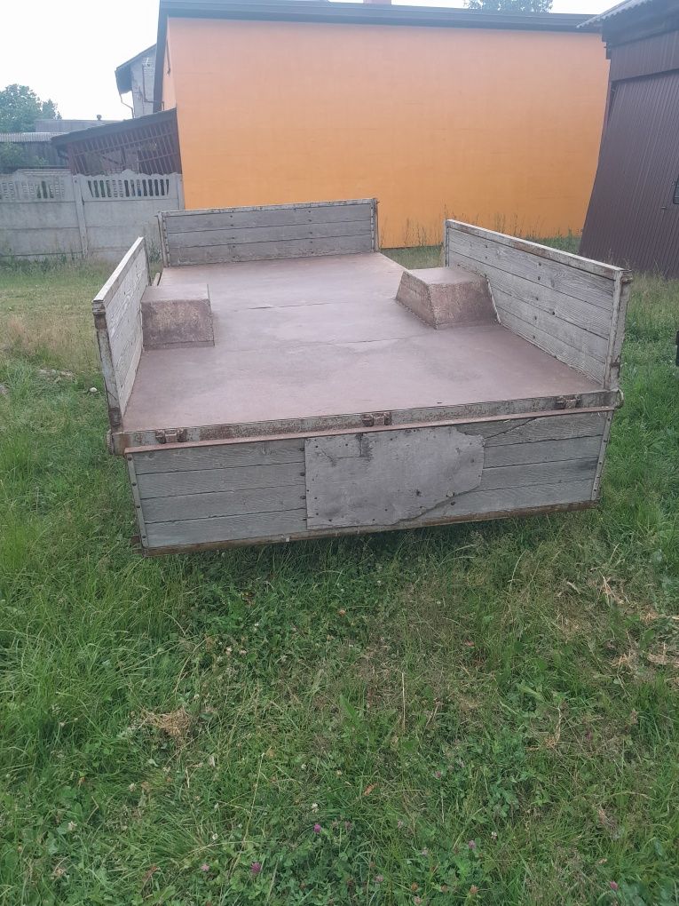 Likwidacjia 5.5.9.0 z gruby materiał polecam