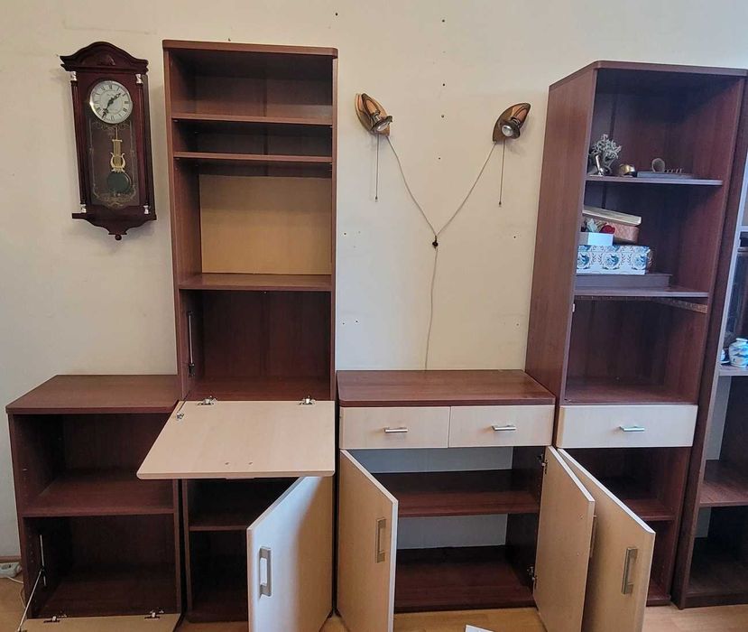 zestaw szaf i komód