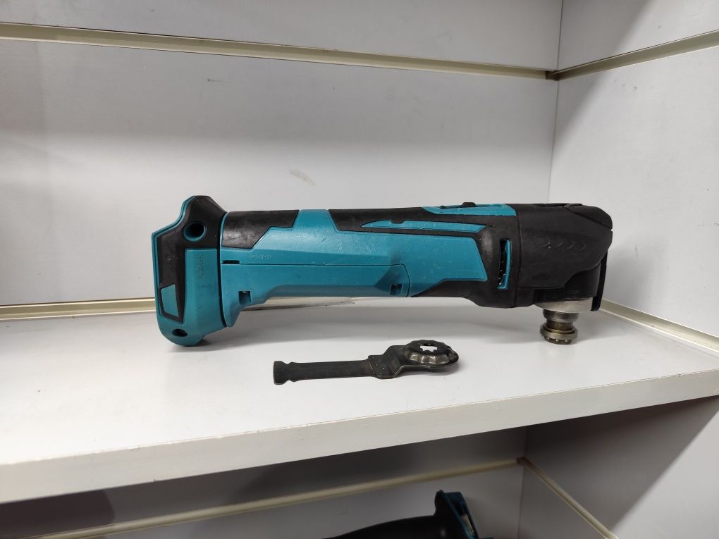Makita DTM51 акумуляторний реноватор Макіта