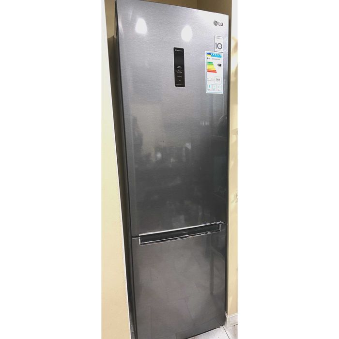 Двокамерний холодильник LG