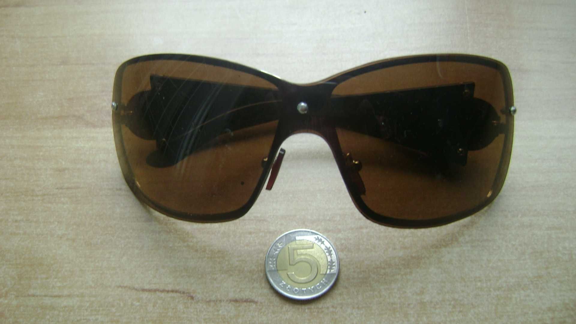 Starocie z PRL Okulary przeciwsłoneczne damskie francuskie rozstaw14cm