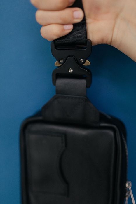 Мужская кожаная бананка, чоловіча шкіряна бананка, чорна бананка SHIFT