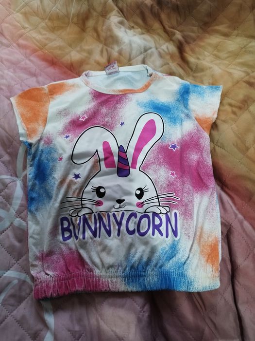 Paka 110/122 bluzek na krótki rękaw dziewczynka