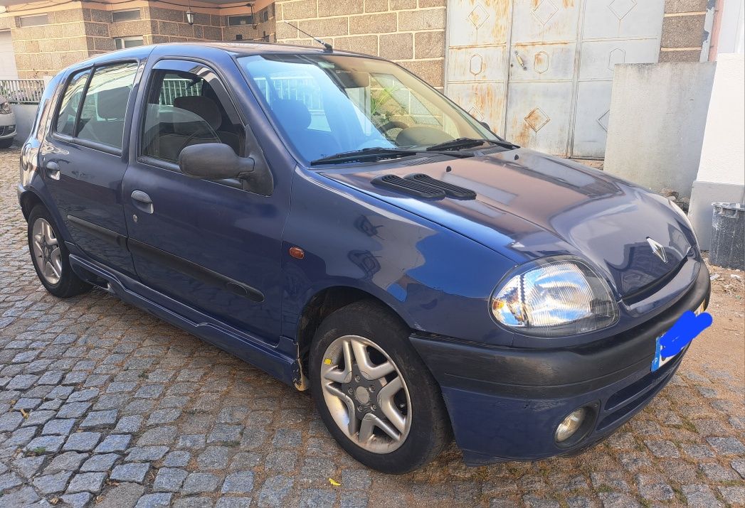 Renault clio 1.2 gasolina com direcção assistida
