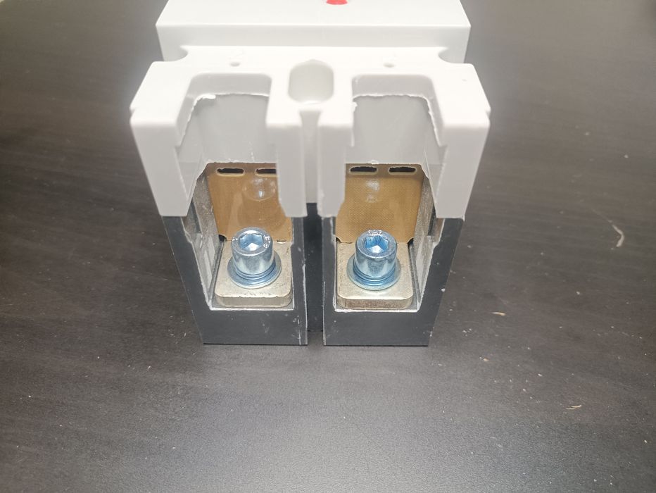 DC Автомат ПОСТІЙНОГО Струму TOMZN 250A TOM7Z DC-MCCB Вимикач 12V 24V