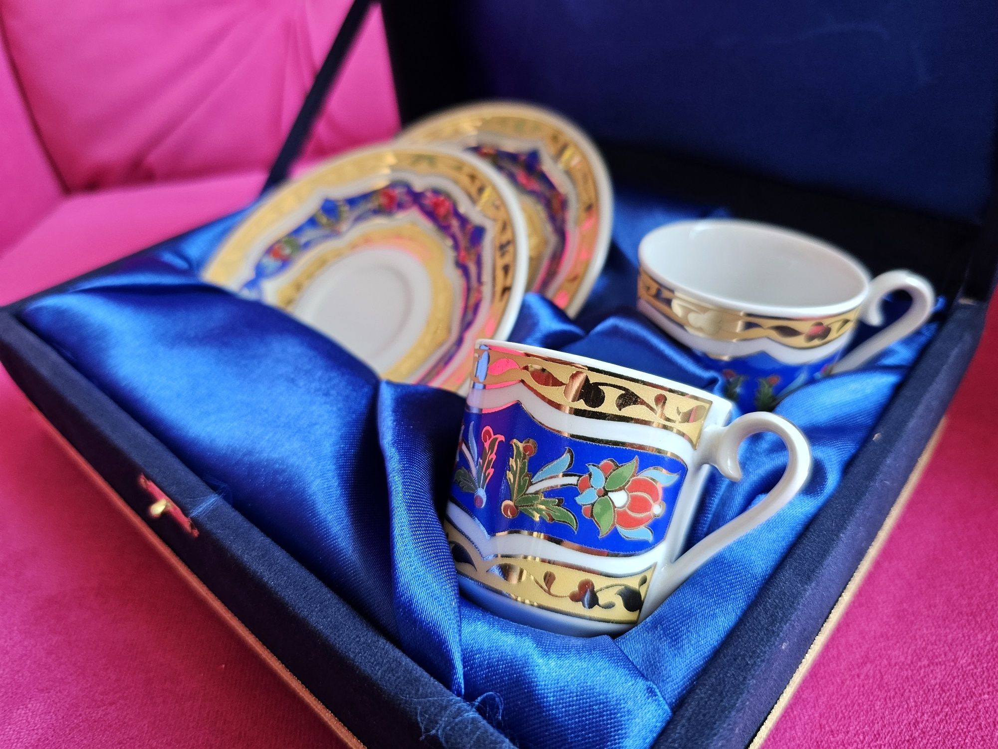 Filiżanki do kawy arabskiej Tureckie hand made Kütahya Porselen