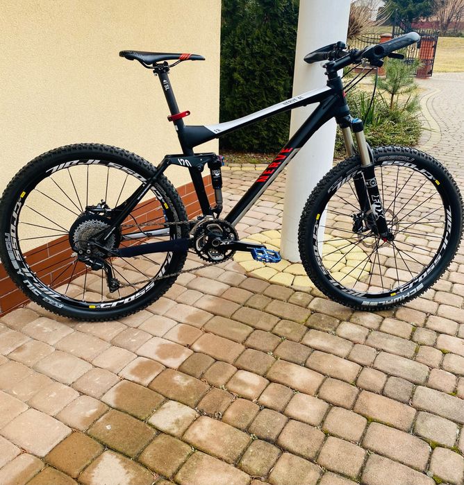 Canyon Nerve al 8.0 full fox MTB 26”