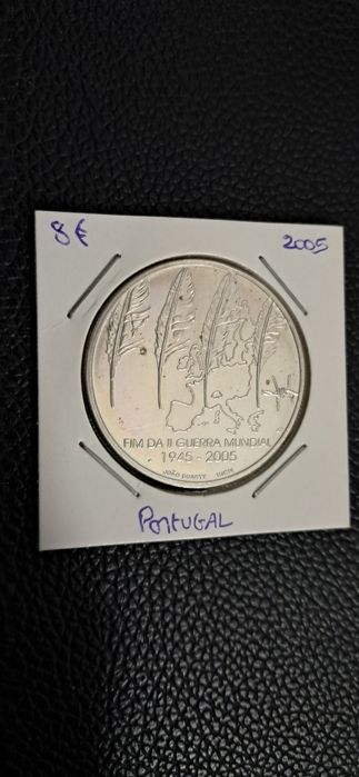 Moeda: 8€, Fim de II Guerra Mundial (2005, Prata)
