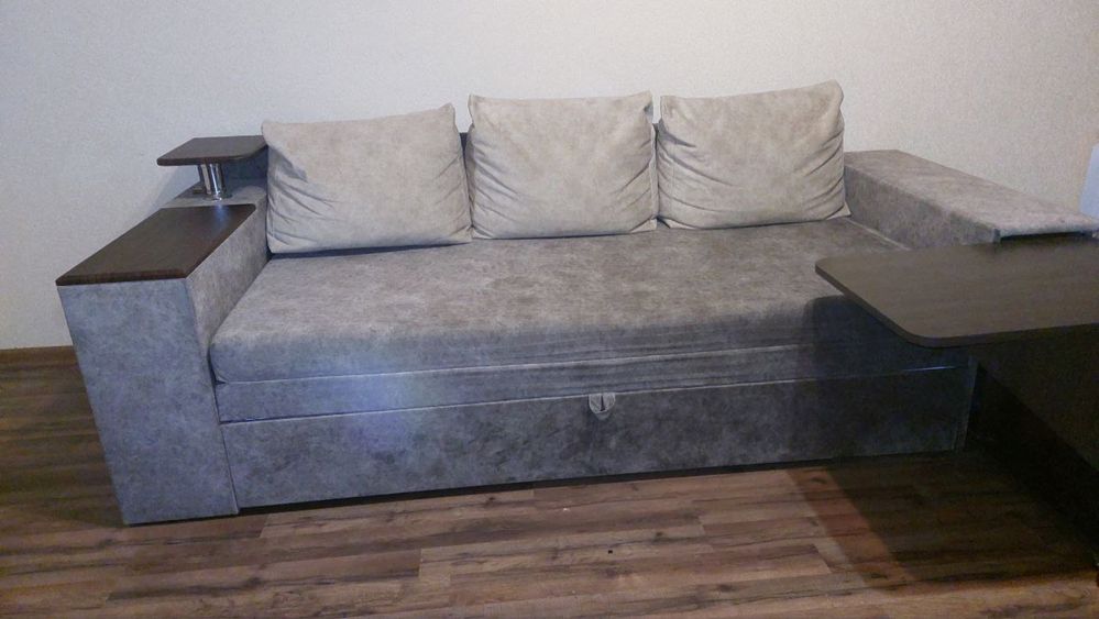 Продам новий диван