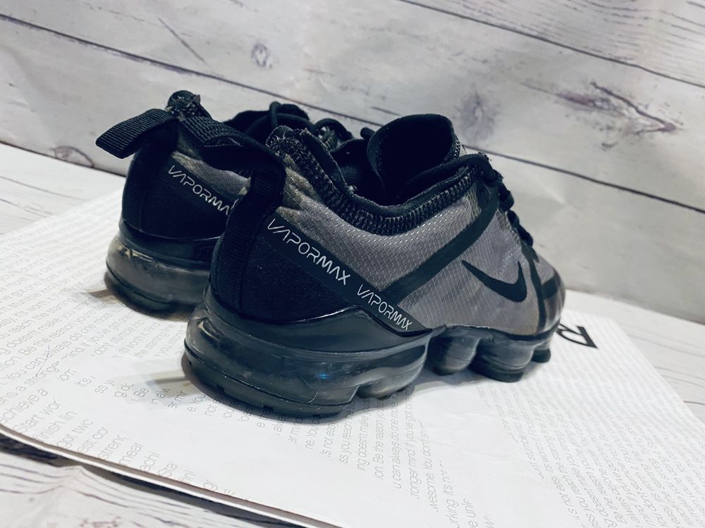 Кроссовки Nike Air VaporMax 2019 (GS) Gray Black AJ2616-001 оригинал