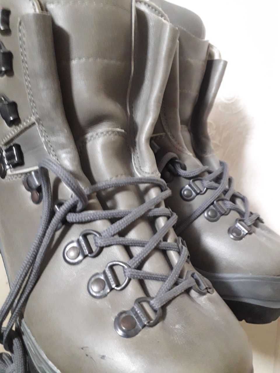 Ботинки трекинговые Scarpa 39 р