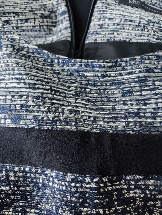 Marks Spencer taliowana sukienka midi bez rękawów  r. 36 S - 38 M