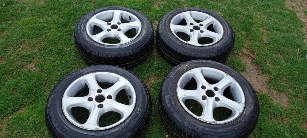 Felgi aluminiowe 15 z oponami (4szt)