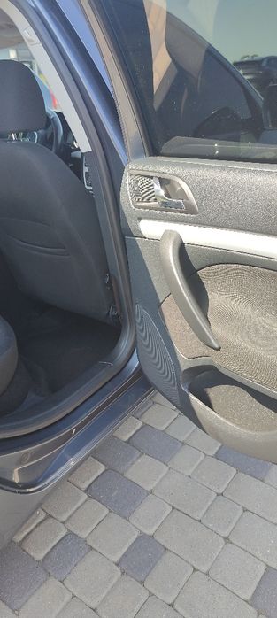 Породам  авто  Skoba  Octavia 2011