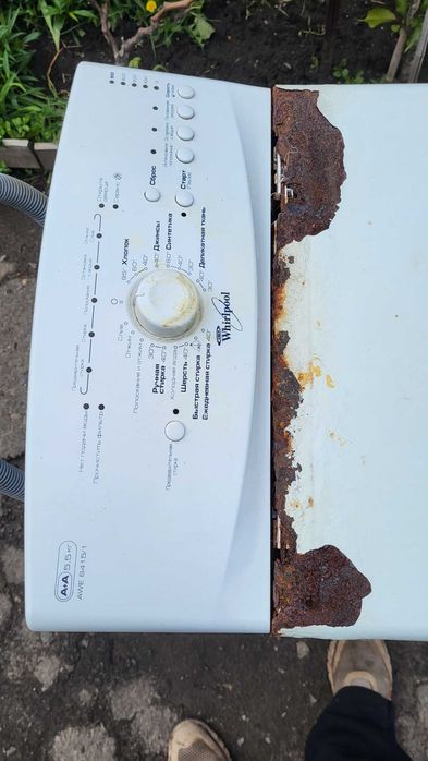 Продам пральну стиральную машину Whirpool