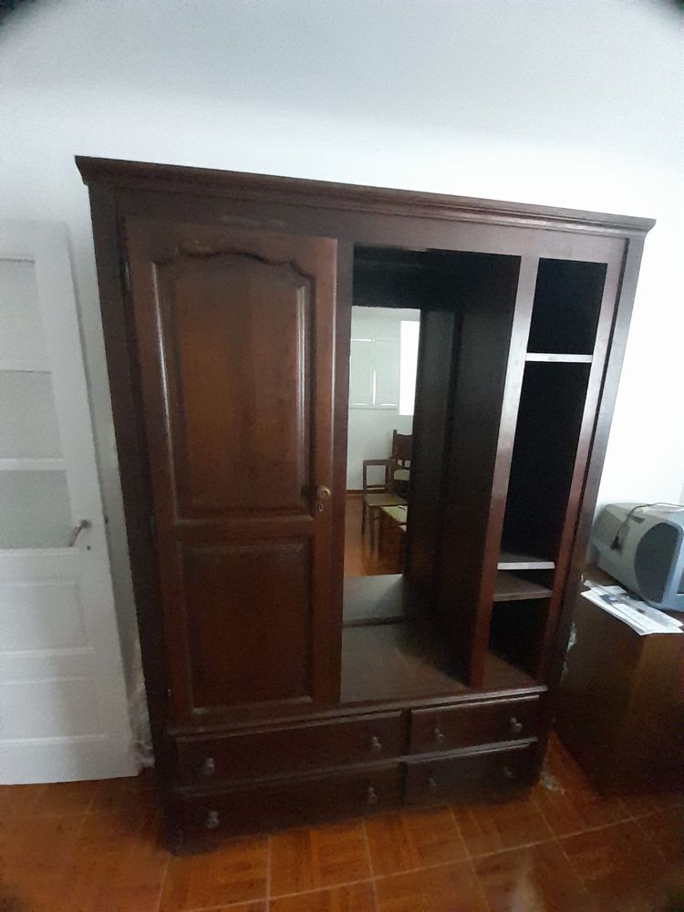 Vendo MOVEL SALA madeira maciça