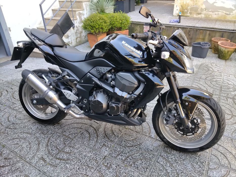 Kawasaki Z750 black