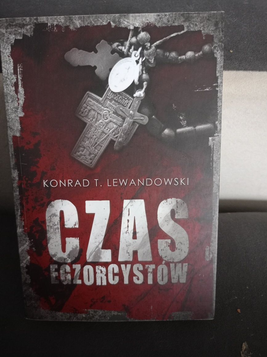 Konrad T. Lewandowski "Czas Egzorcystów"