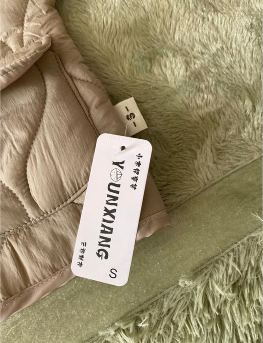 Дитяча курточка , вітровка