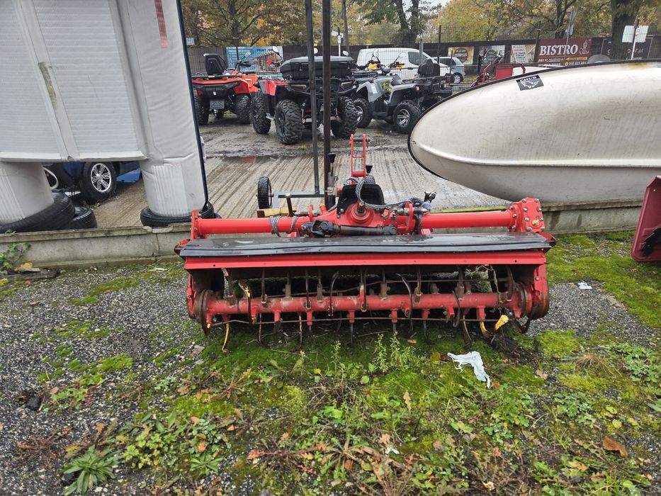 Glebogryzarką yanmar 140cm