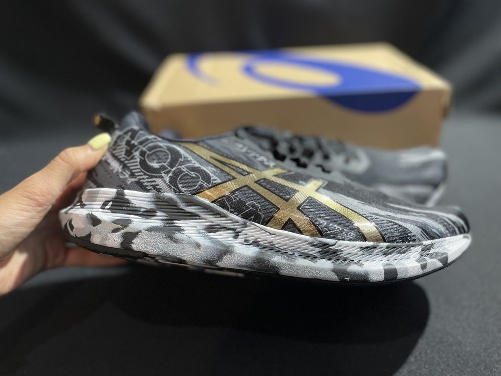 Asics Noosa Tri 13 кроссовки оригинал с золотым