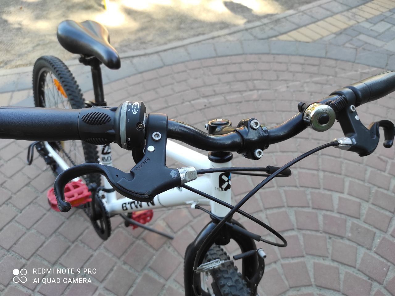 Велосипед детский B'TWIN MTB Rockrider 300 24 "