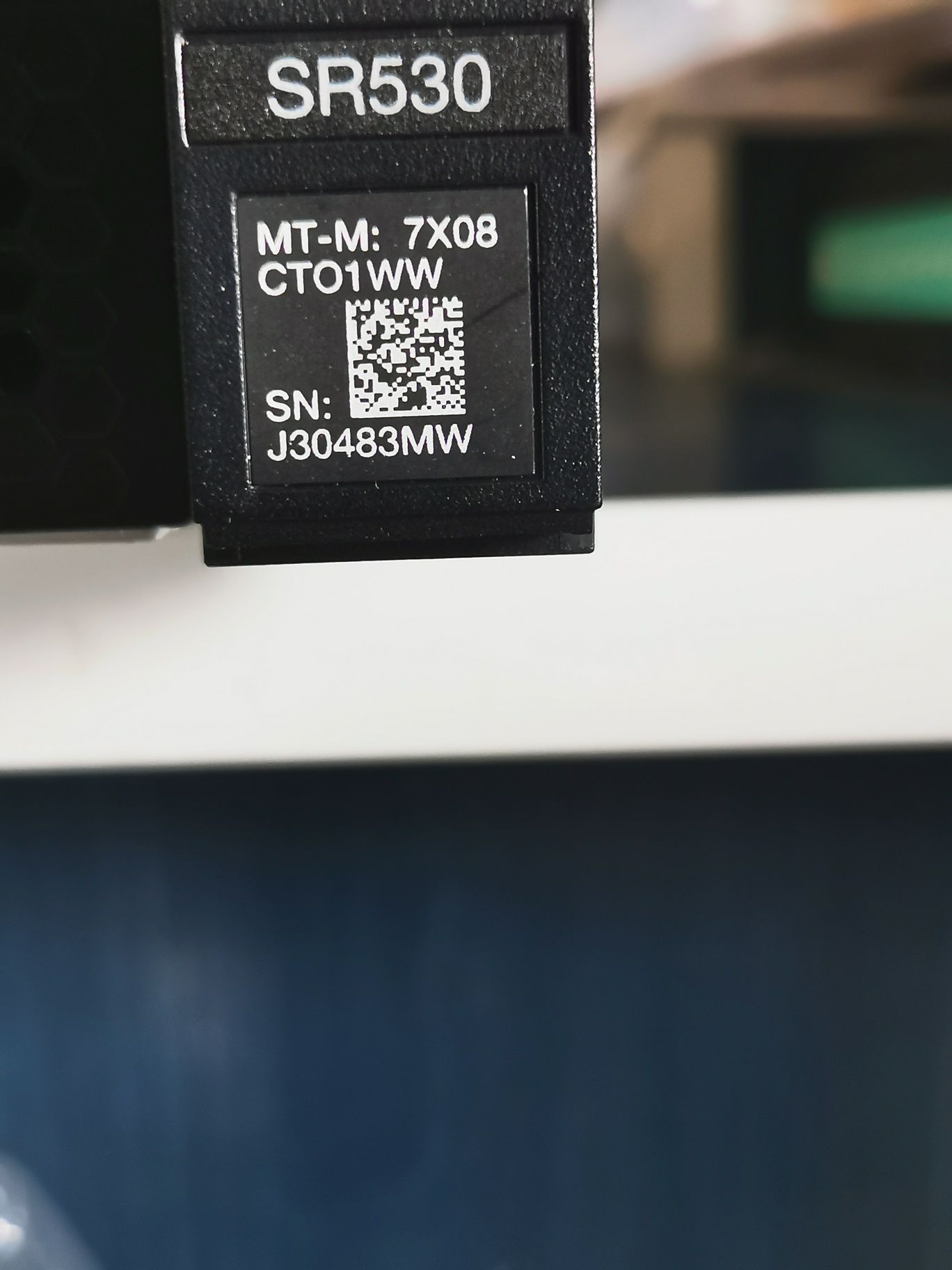 serwer Lenovo SR590