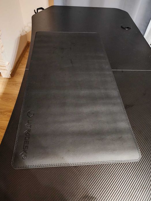 Biurko gamingowe ULTRADESK frag XXL 160cmx75cm