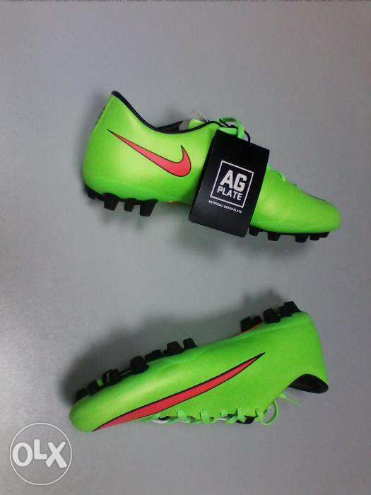 Chuteiras Nike Mercurial nº 40 - NOVAS e ORIGINAIS