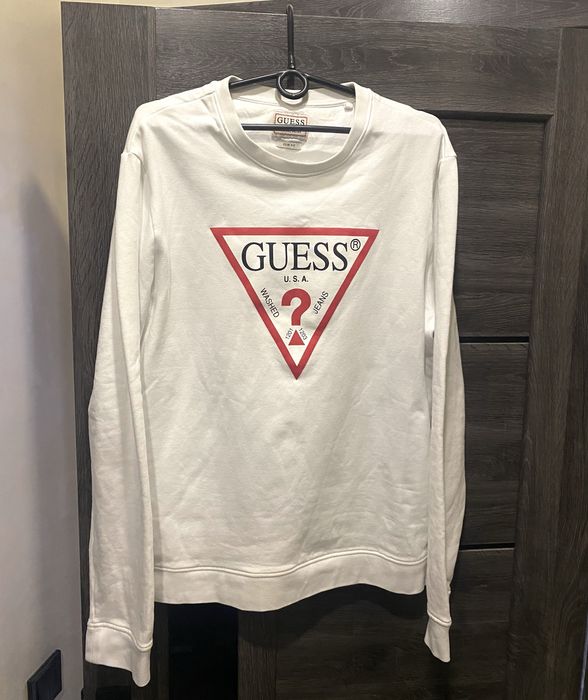 Свитшот guess  кофта гесс поставка вещей худи найк про боксы nike pro