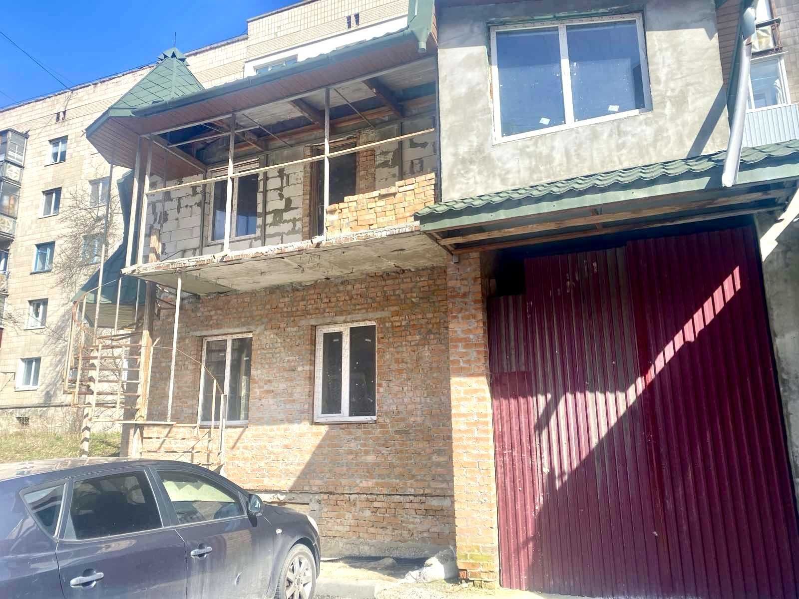 ПРОДАЖ  комерц. приміщення 214 кв.м + підвал 73 кв.м, м. Тернопіль
