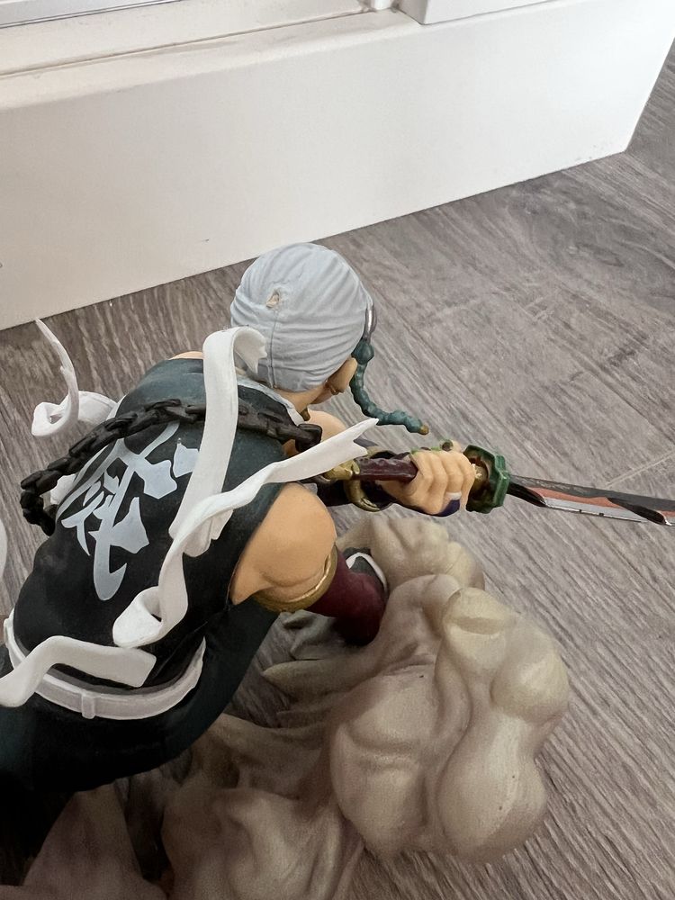 Uzui Tengen Statue - Demon Slayer