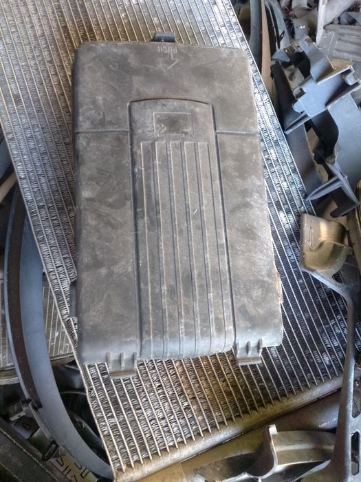 Кришка акумулятора Octavia, В 6