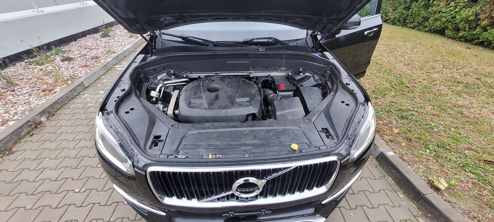 Volvo xc90 T5 benzyna w Polsce oryginalny lakier