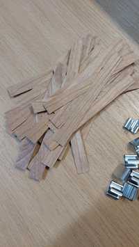 Drewniane knoty 45 szt. z blaszkami