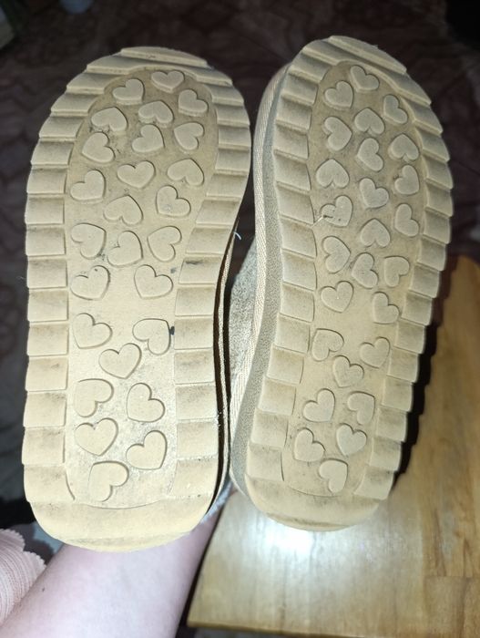 Продам угги дитячі 33 розмір