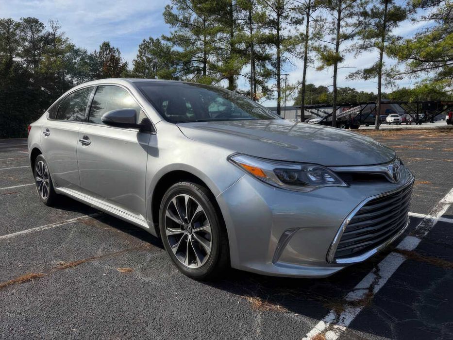 Toyota Avalon XLE      2016