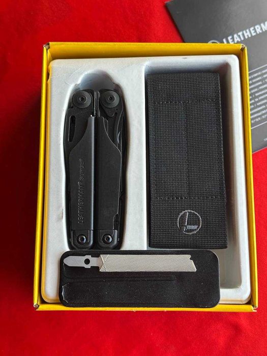Мультитул Leatherman Surge Black с чехлом на molle (Новый)