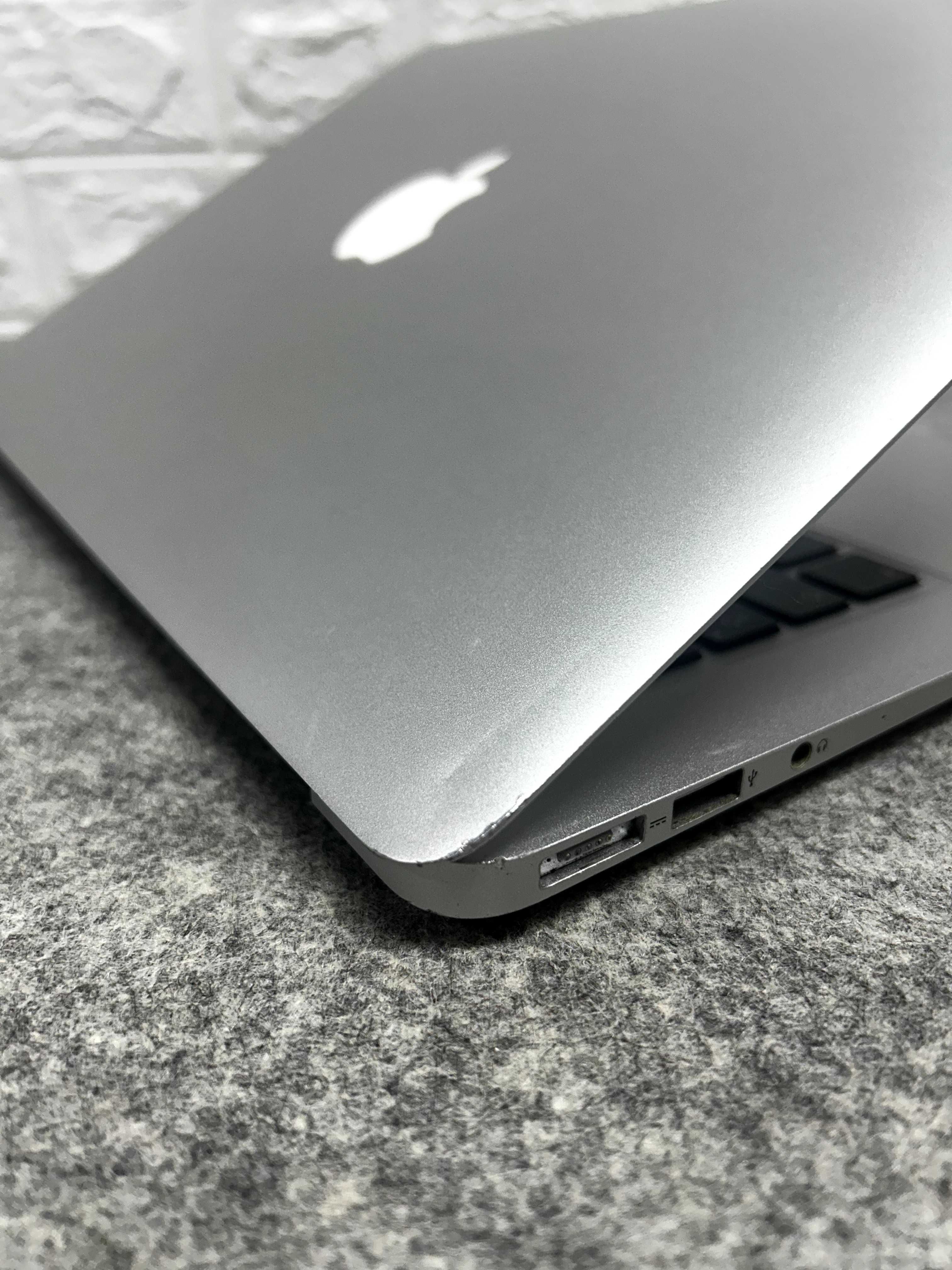 Apple Macbook Air 13 Core i5 8Gb MAC OS SONOMA