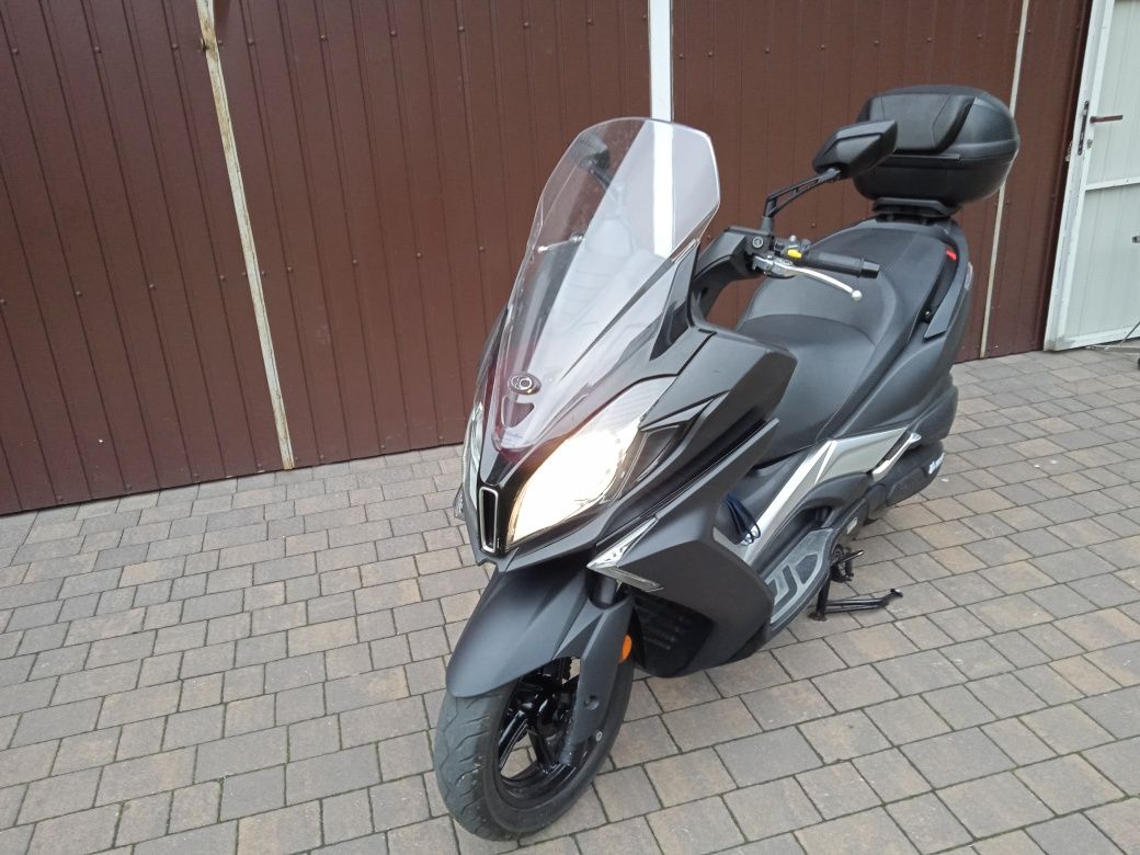 Zamiana  Kymco DownTown125 15km2020r.17tyś.km.Navi ABS Maxi skuter