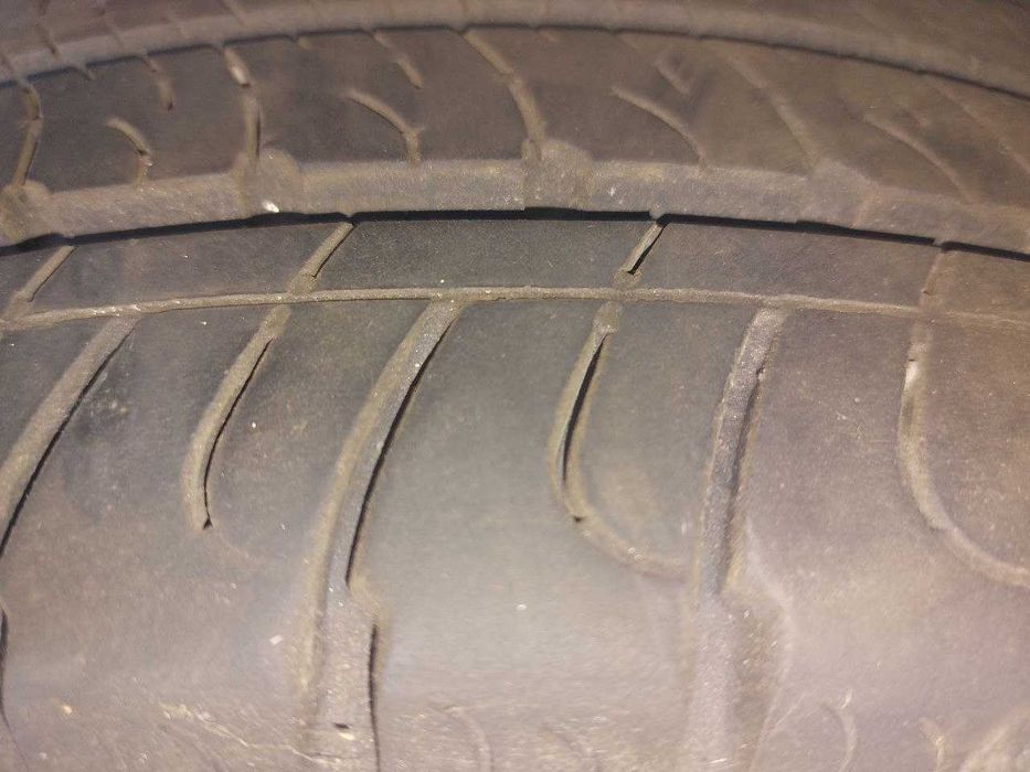 Шини б/у розмір 195/60 R16C, залишок 8 мм, комплект 4 шт