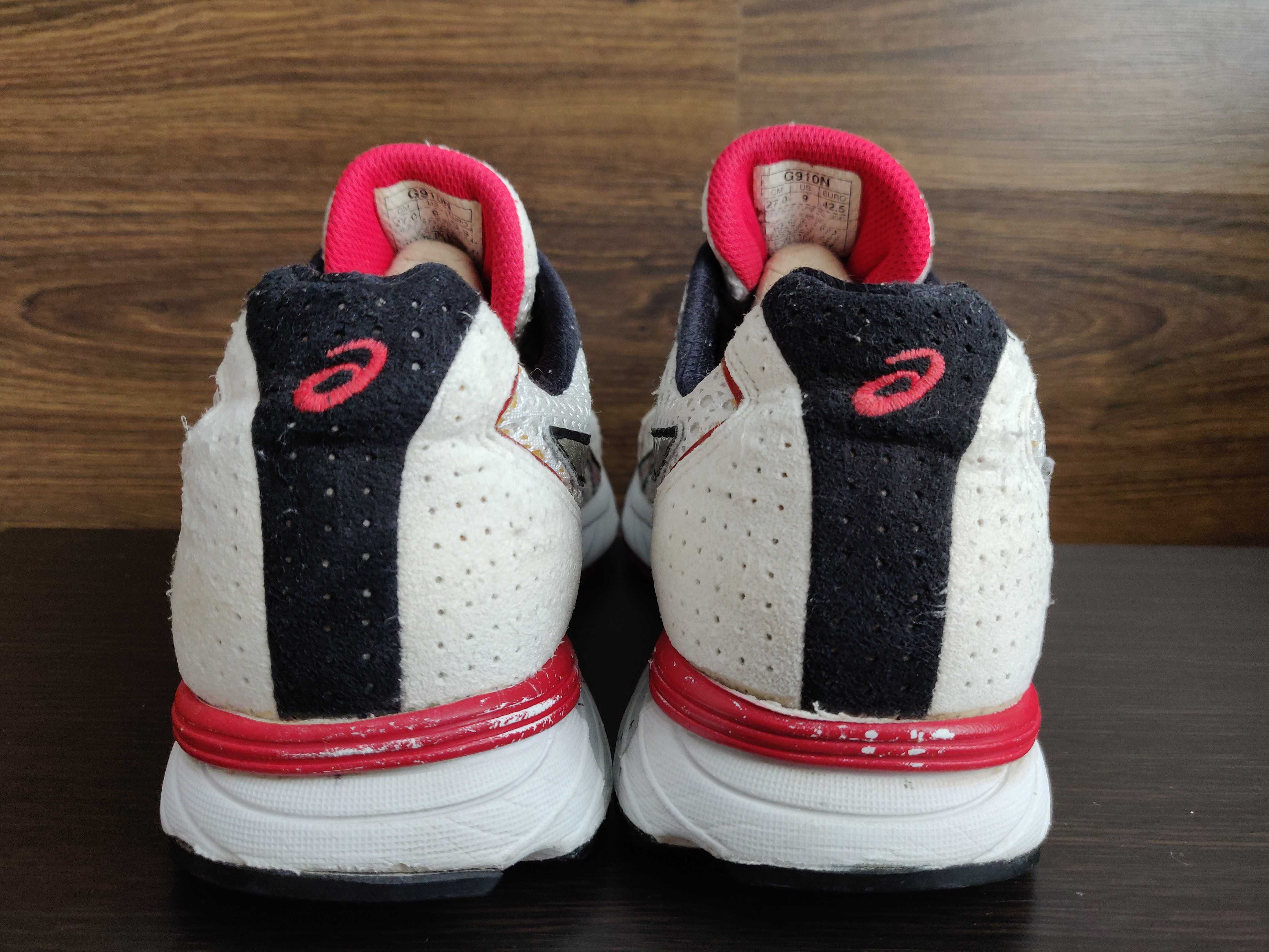 Kроссовки Asics duomax gel - ds racer  р. 42,5 стелька 27 см. белые