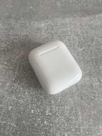 ПРОДАМ Навушники Apple AirPods with Charging Case 2 White