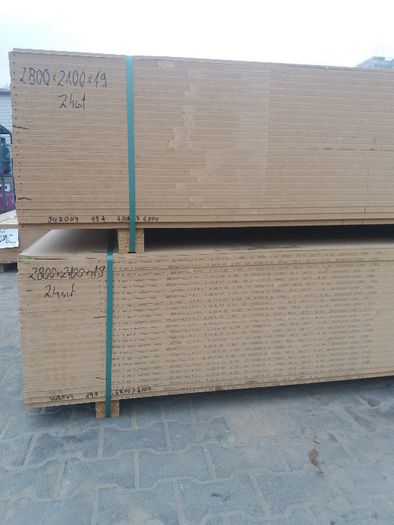 MDF gr. 18/19 mm surowy 2800x2070, klasa 2