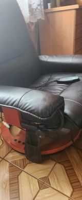 Fotel z funkcją masażu pilot