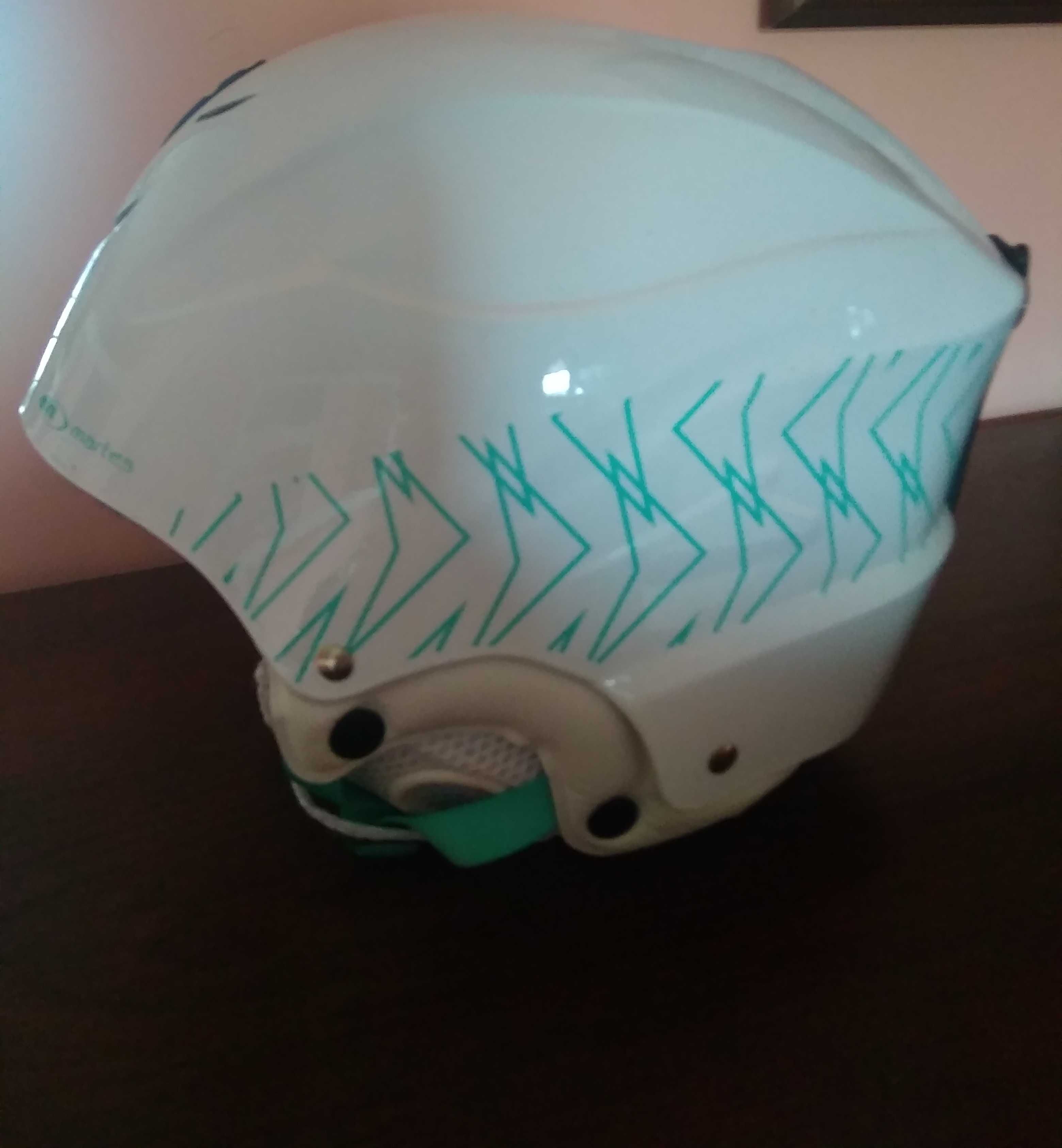 Kask snowboardowy damski