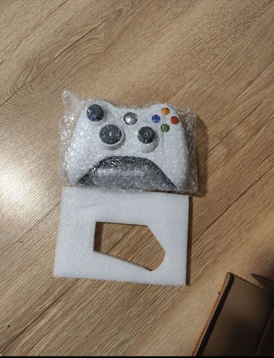 Pad do xbox360 lub PC nowy