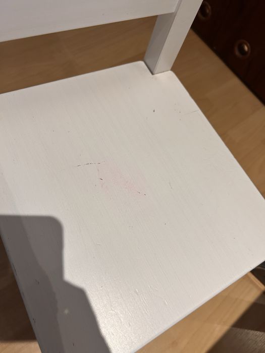 Stolik dzieciecy Ikea z 2 krzeslami