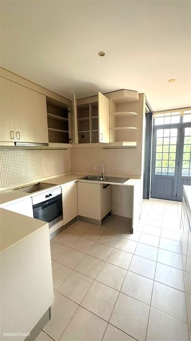 T3 Duplex p/ arrendar – Praia da Granja Arcozelo (disponível a partir